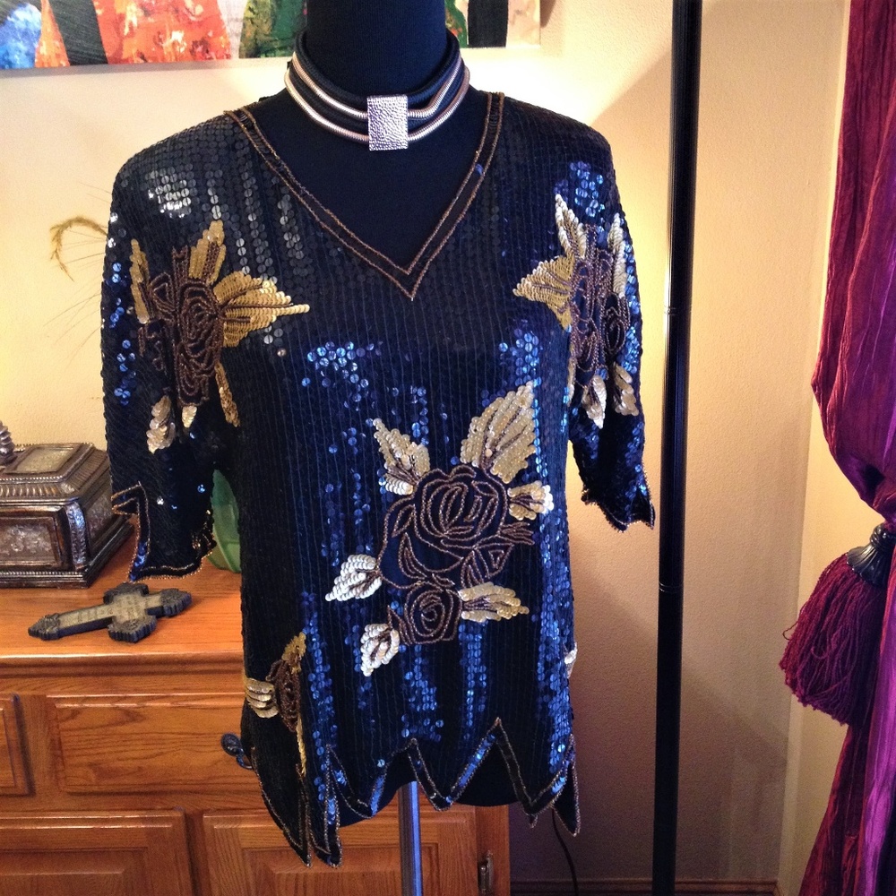 Vintage ROYAL FEELINGS Black &Gold Sequin top - Picture 3 of 13